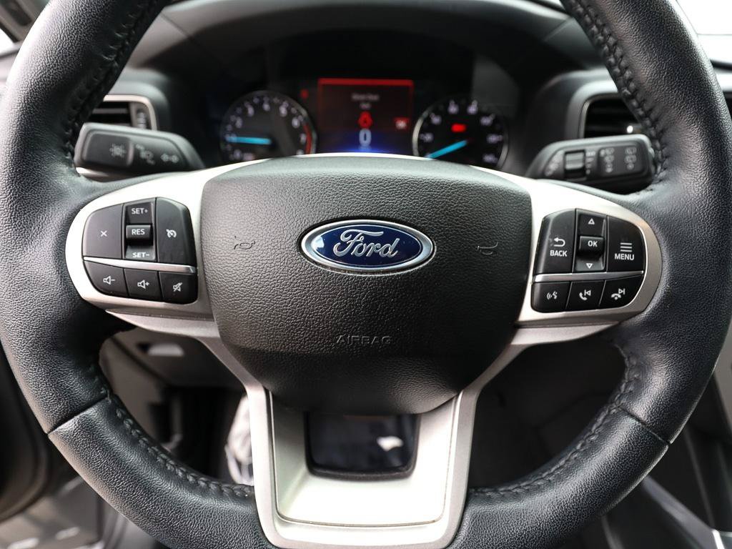 Certified 2023 Ford Explorer XLT w/ Equipment Group 202A AWD/4WD image 16