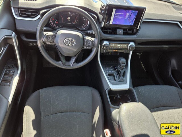 Used 2023 Toyota RAV4 XLE FWD image 13
