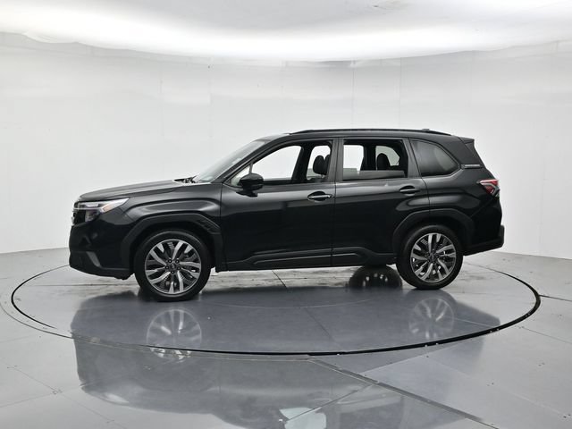 Used 2025 Subaru Forester Touring AWD/4WD image 6