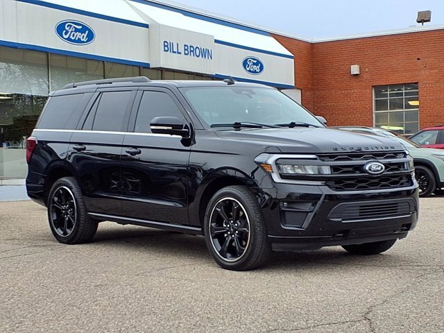 Certified 2022 Ford Expedition Limited AWD/4WD image 1