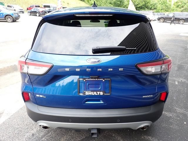 Certified 2022 Ford Escape SEL w/ Technology Package AWD/4WD image 6