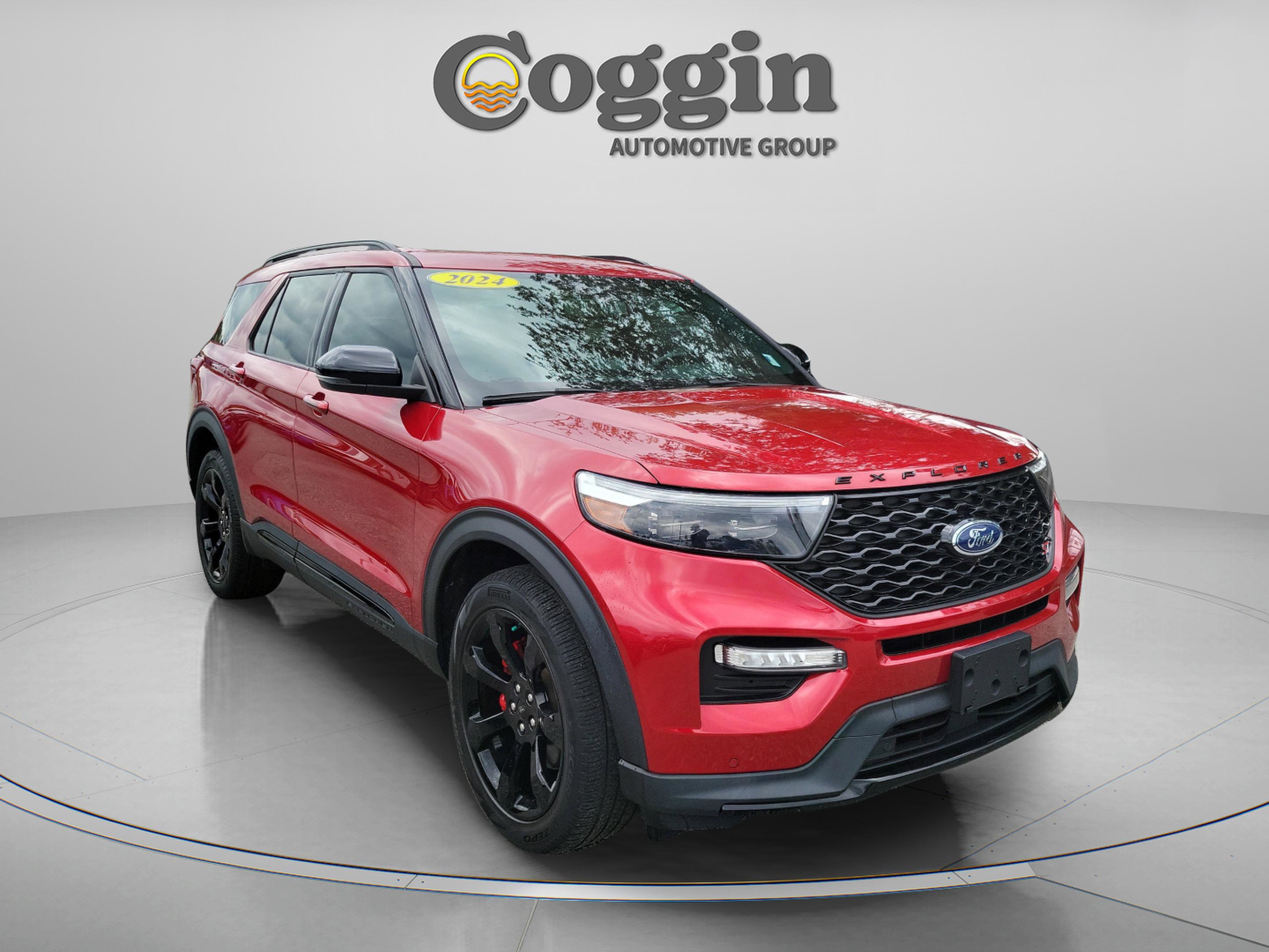 Certified 2024 Ford Explorer ST w/ Equipment Group 401A AWD/4WD image 4