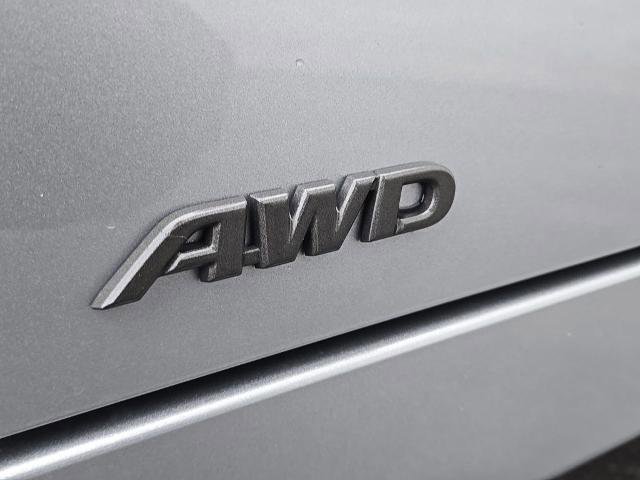 Used 2024 Toyota Prius LE image 10