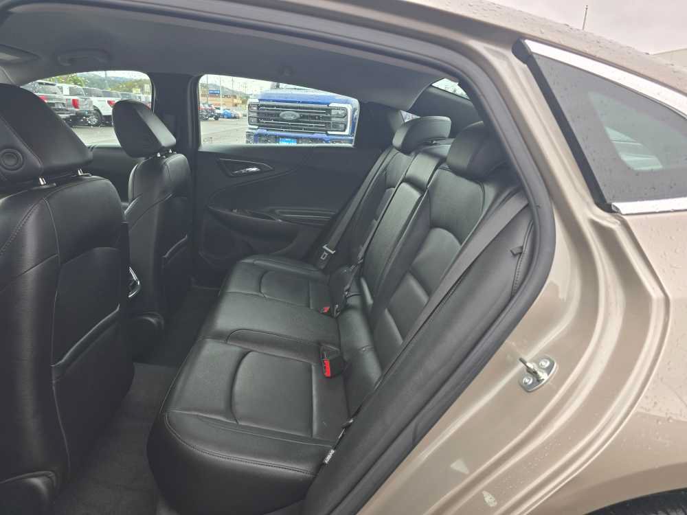 Used 2024 Chevrolet Malibu LT FWD image 16