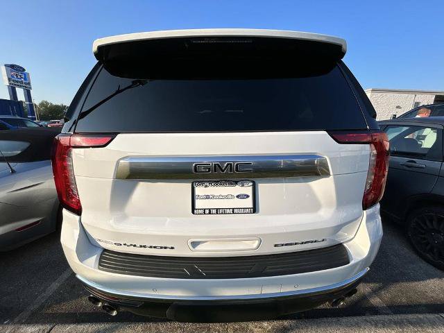 Used 2023 GMC Yukon XL Denali w/ LPO, Floor Liner Package AWD/4WD image 4