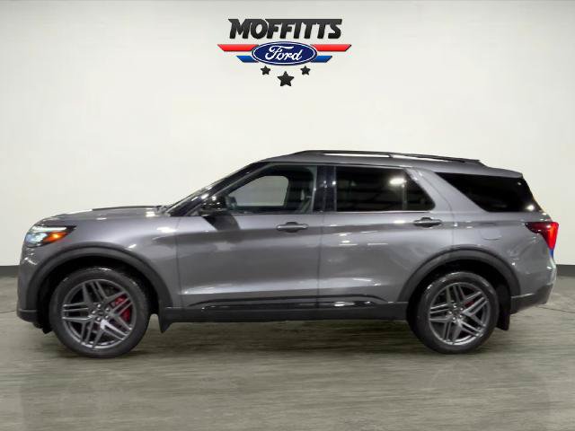 Certified 2025 Ford Explorer ST-Line w/ Premium Package AWD/4WD image 2