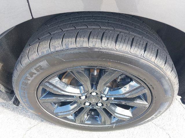 Certified 2024 Ford Edge SE w/ Black Appearance Package AWD/4WD image 13