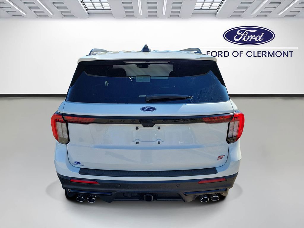 Certified 2025 Ford Explorer ST image 4