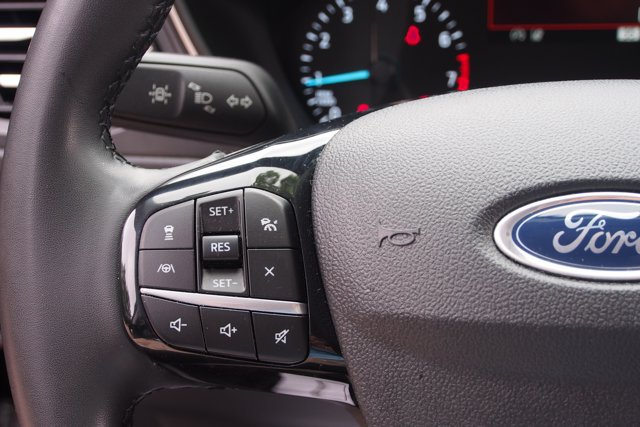 Certified 2022 Ford Escape SEL FWD image 23