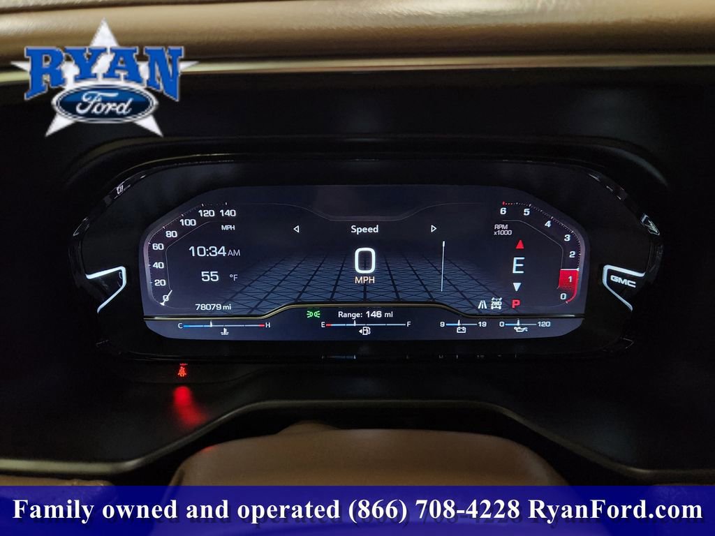 Used 2022 GMC Yukon Denali w/ Denali Premium Package image 11