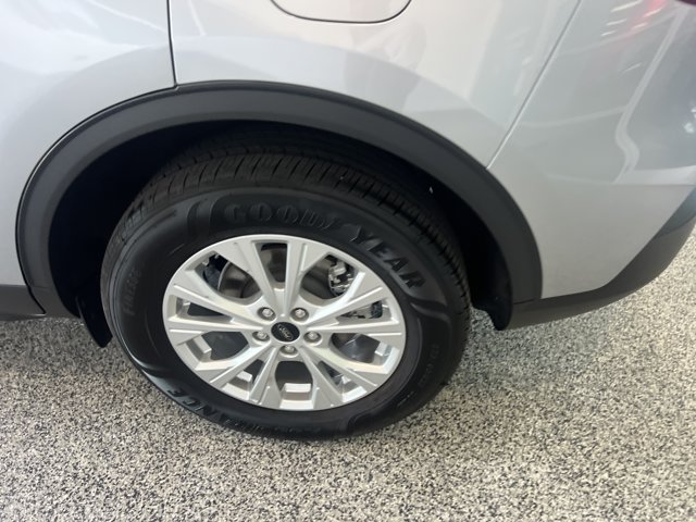 Certified 2024 Ford Escape Active w/ Tech Pack #1 AWD/4WD image 8