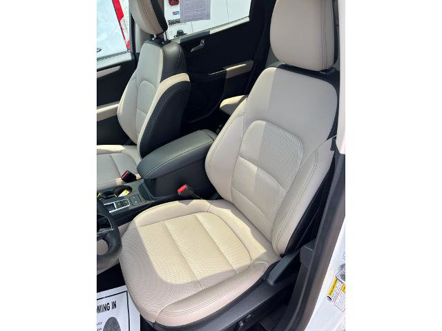 Certified 2020 Ford Escape SEL FWD image 13