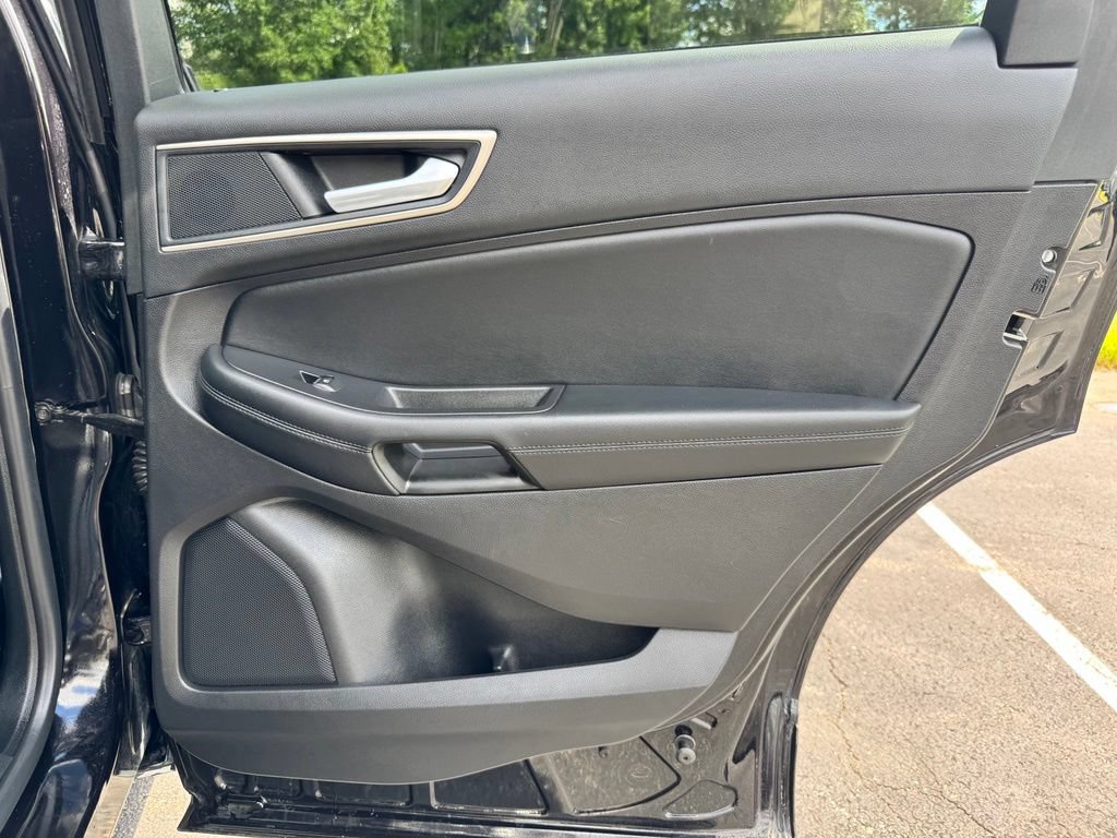 Certified 2020 Ford Edge SEL FWD image 28