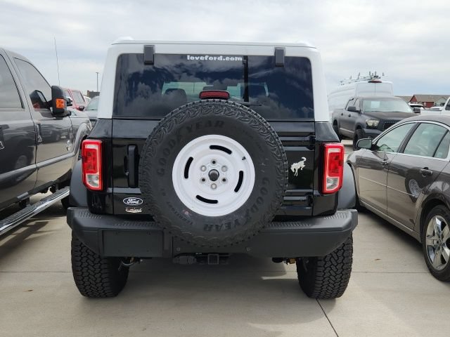 Certified 2026 Ford Bronco Heritage Edition AWD/4WD image 2