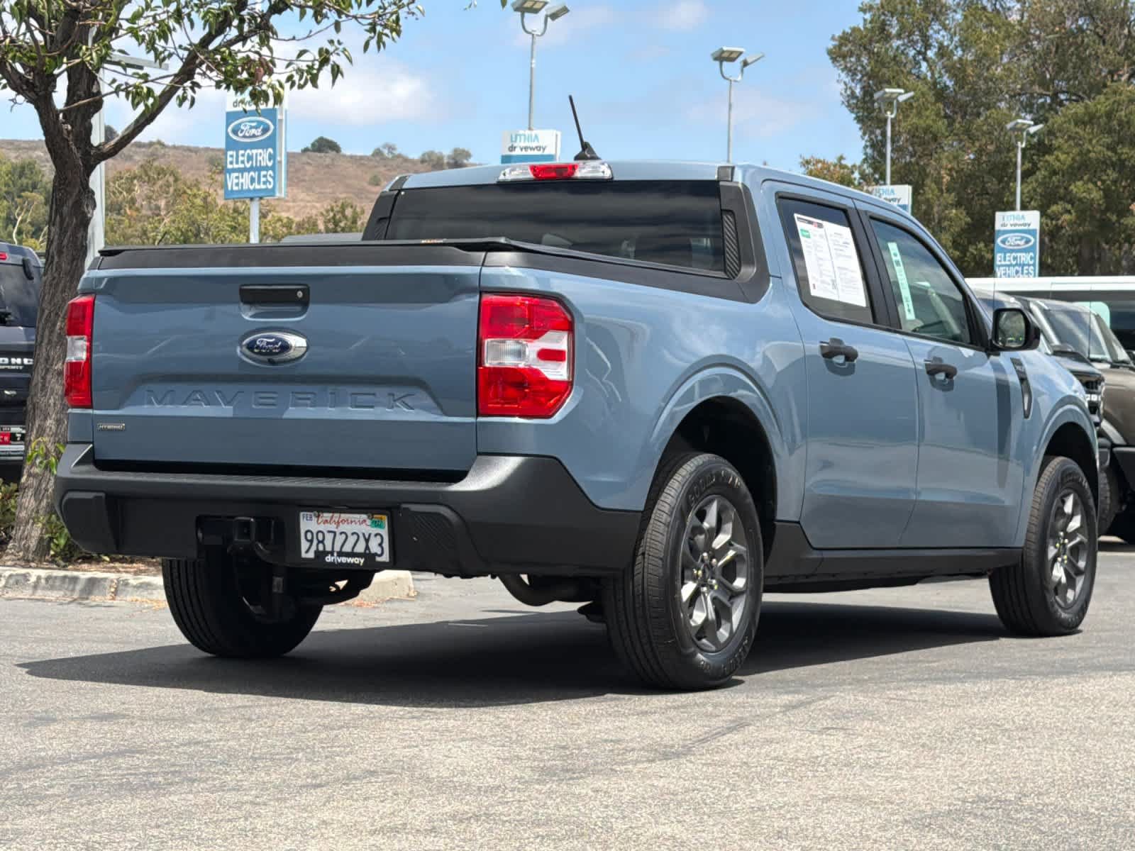Certified 2024 Ford Maverick XLT w/ XLT Luxury Package FWD image 2