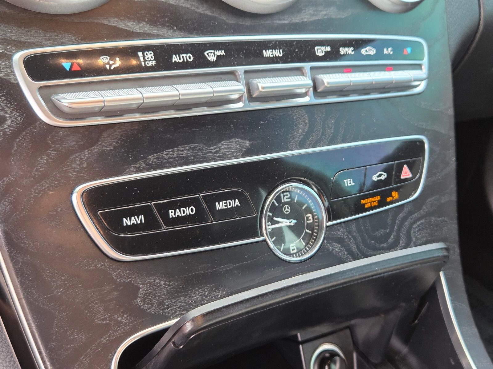 Used 2019 Mercedes-Benz C 300 Sedan image 23