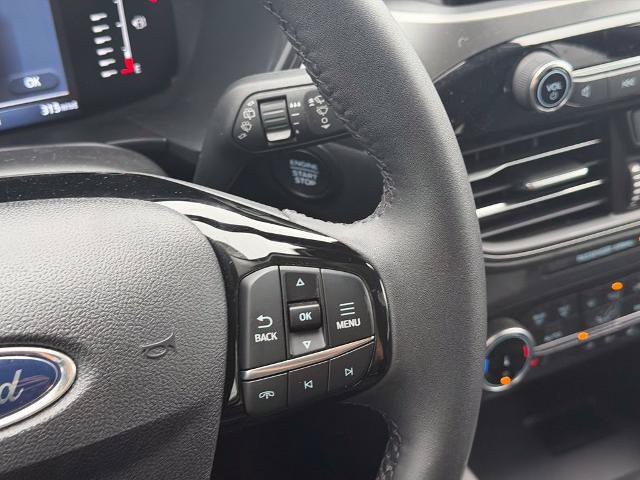 Certified 2023 Ford Escape Active AWD/4WD image 17