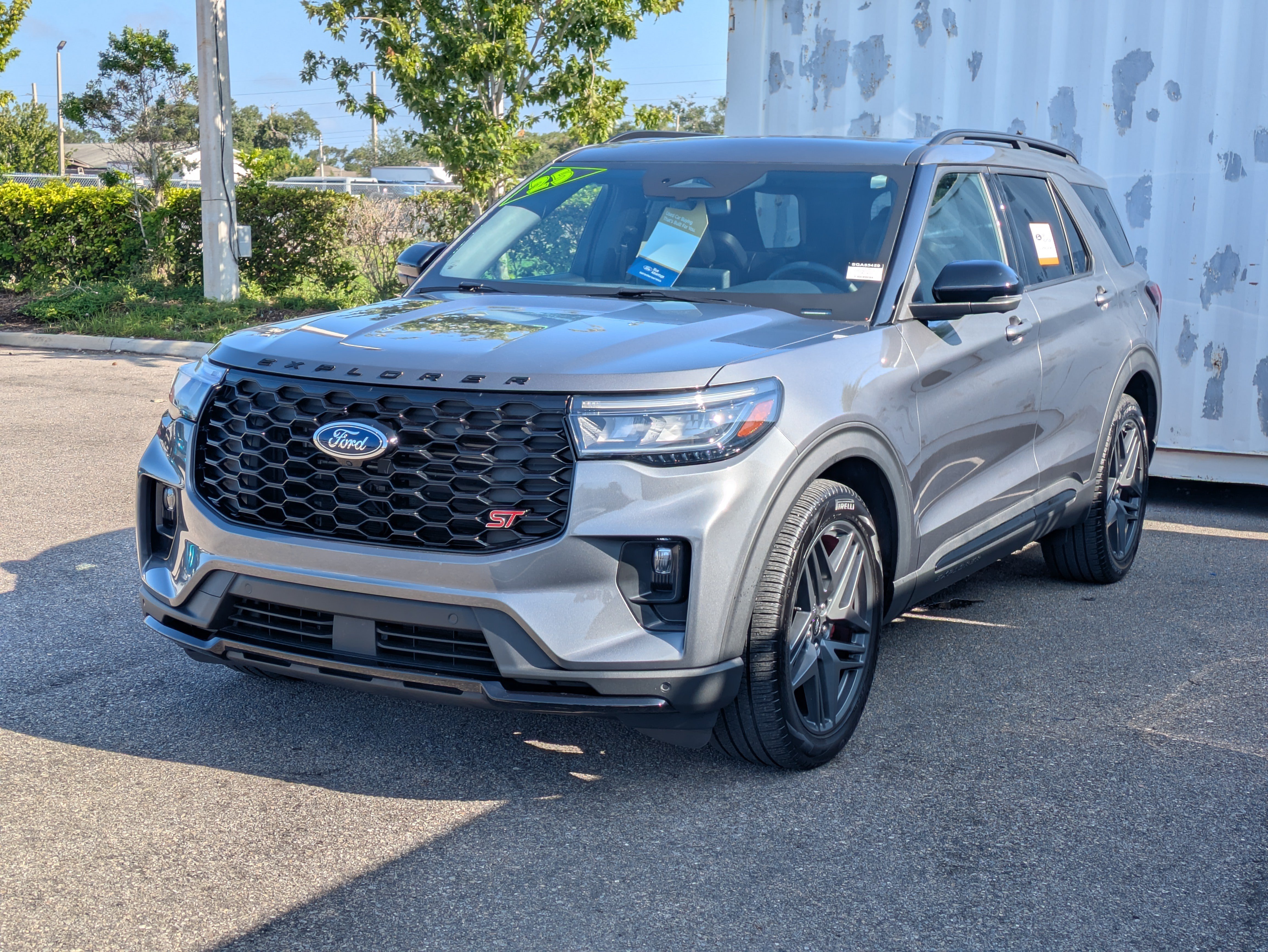 Certified 2025 Ford Explorer ST AWD/4WD image 8