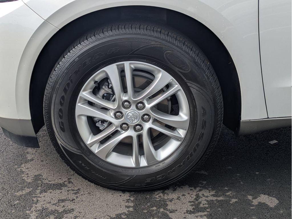 Used 2021 Buick Enclave Essence w/ Sound and Sites Package FWD image 28