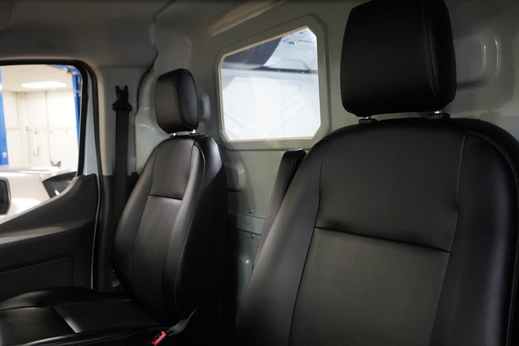 Certified 2023 Ford Transit 350 Low Roof RWD image 20