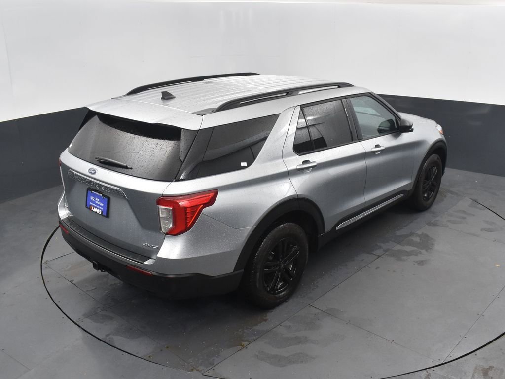 Certified 2024 Ford Explorer XLT w/ Class IV Trailer Tow Package image 31