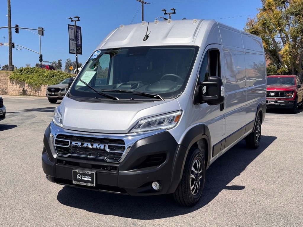 Used 2025 RAM ProMaster 2500 w/ Quick Order Package 22G SLT FWD image 4