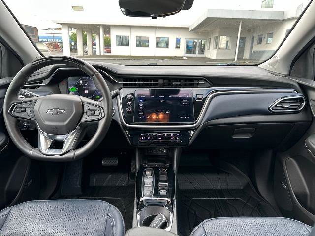 Used 2023 Chevrolet Bolt EUV Premier w/ Sun & Sound Package image 16