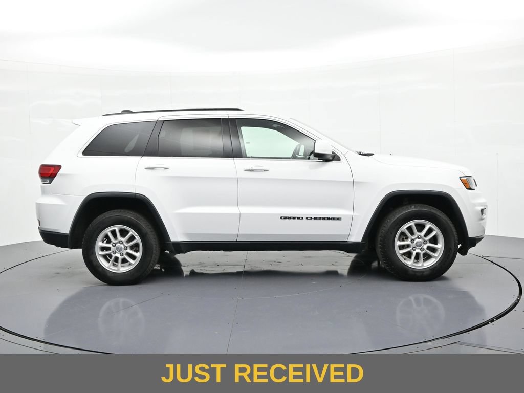 Used 2020 Jeep Grand Cherokee Laredo AWD/4WD image 5
