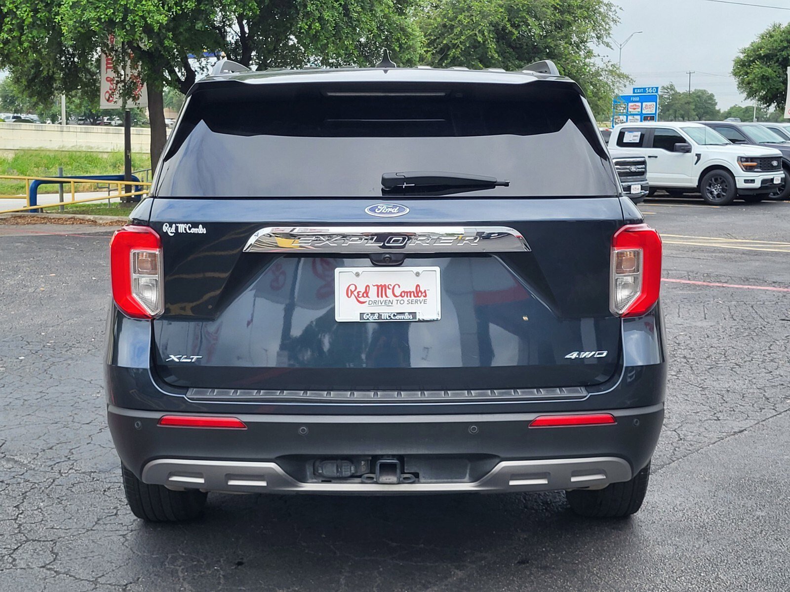 Certified 2023 Ford Explorer XLT w/ Equipment Group 202A AWD/4WD image 5