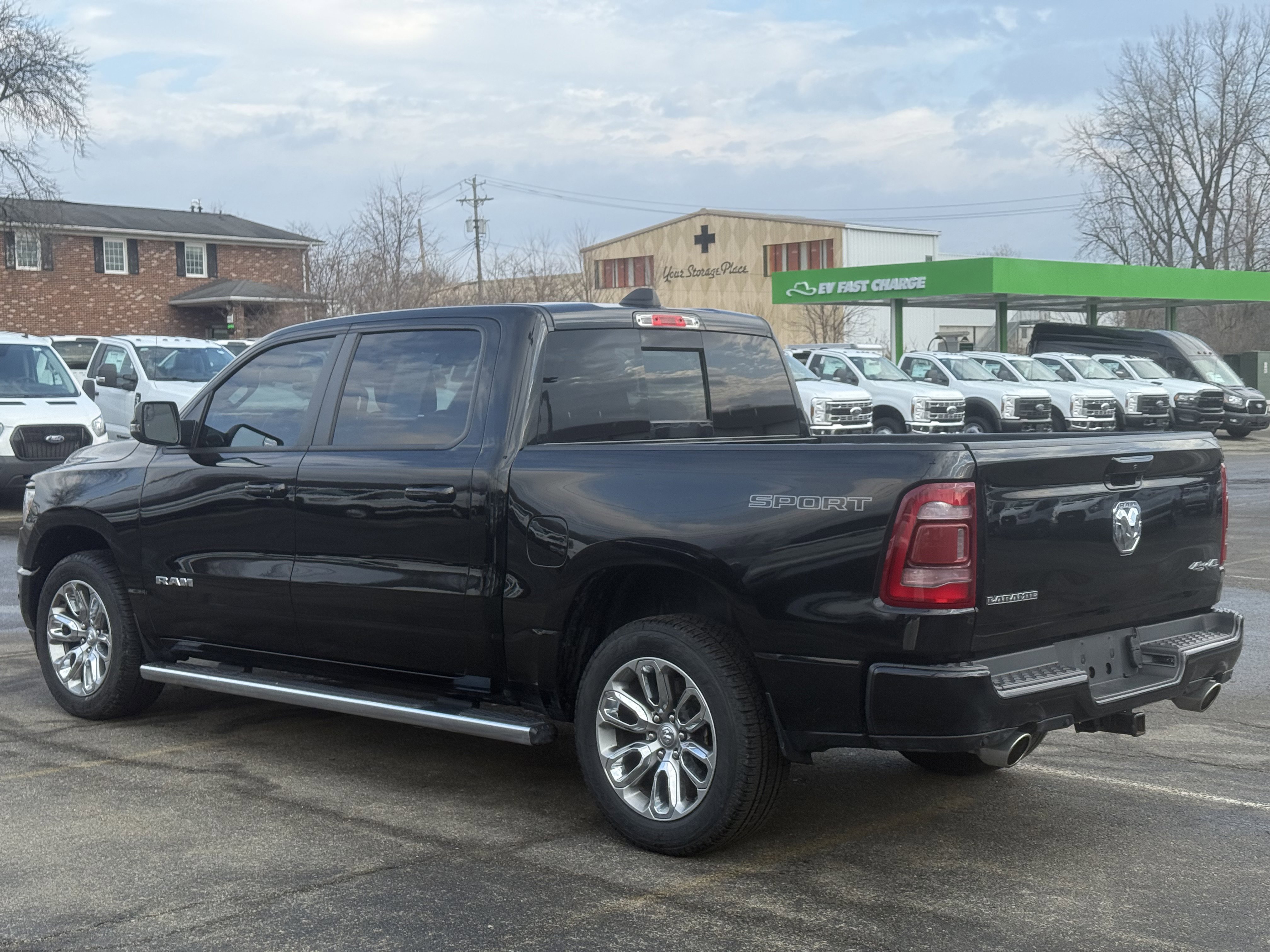 Used 2023 RAM 1500 Laramie image 5