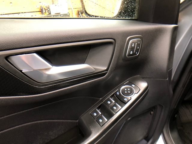 Certified 2022 Ford Escape SEL w/ SEL Stealth AWD Package image 12