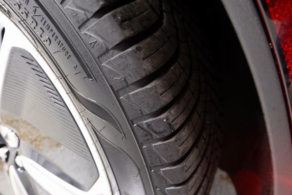 Certified 2021 Ford Mustang Mach-E Select w/ Comfort/Appearance Package image 21