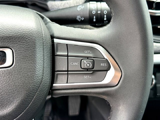 Used 2024 Jeep Compass Latitude AWD/4WD image 13