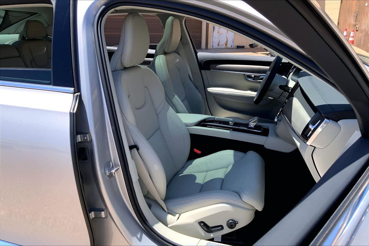 Used 2024 Volvo S90 B6 Ultimate w/ Protection Package Premier AWD/4WD image 9