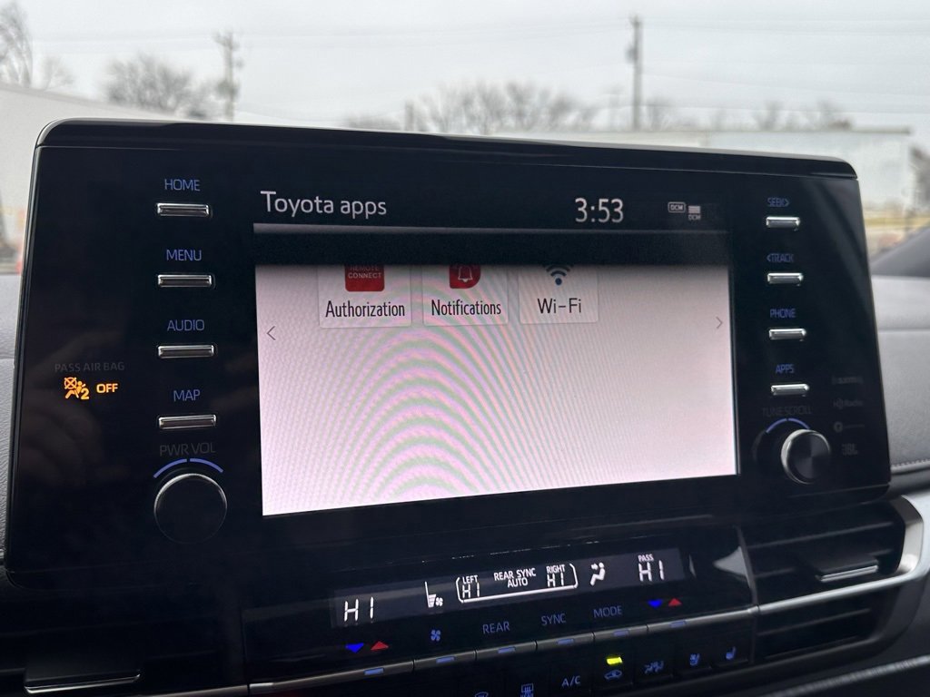 Used 2023 Toyota Sienna XSE image 35