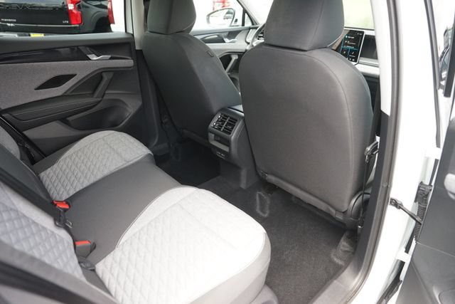 Used 2025 Volkswagen Tiguan S FWD image 14