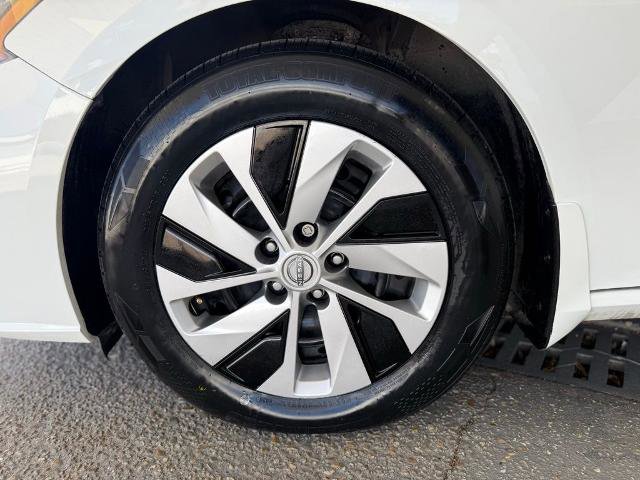 Used 2023 Nissan Altima 2.5 S FWD image 25