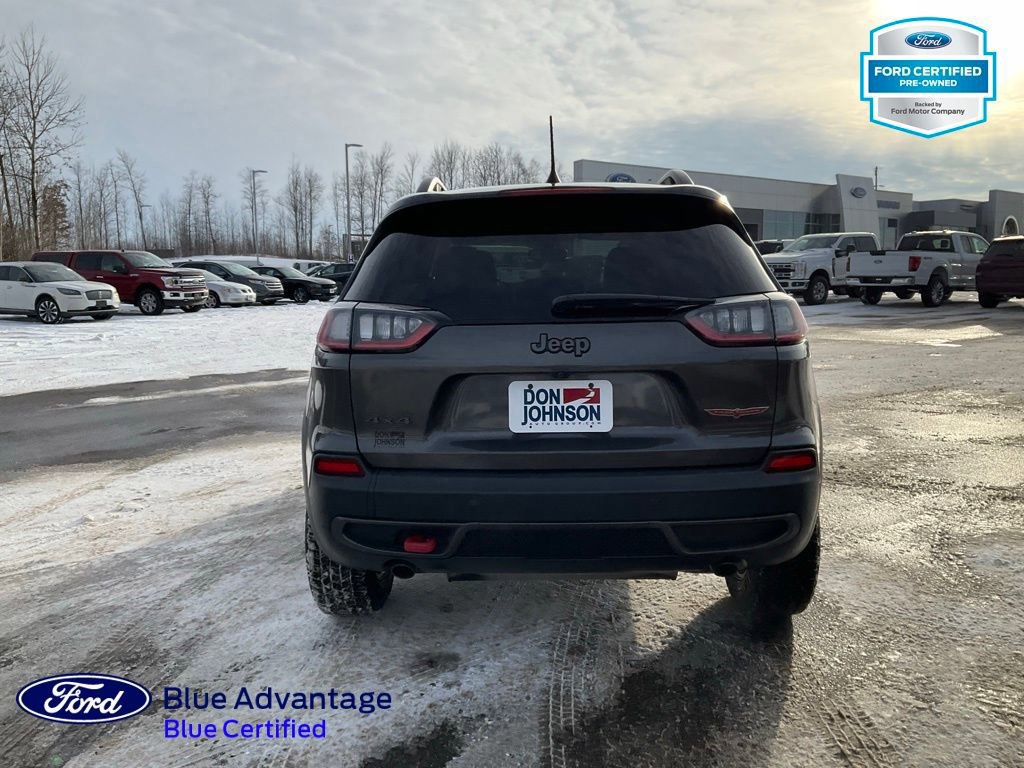 Used 2019 Jeep Cherokee Trailhawk w/ Cold Weather Group image 4