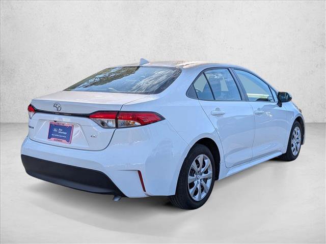 Used 2024 Toyota Corolla LE FWD image 5