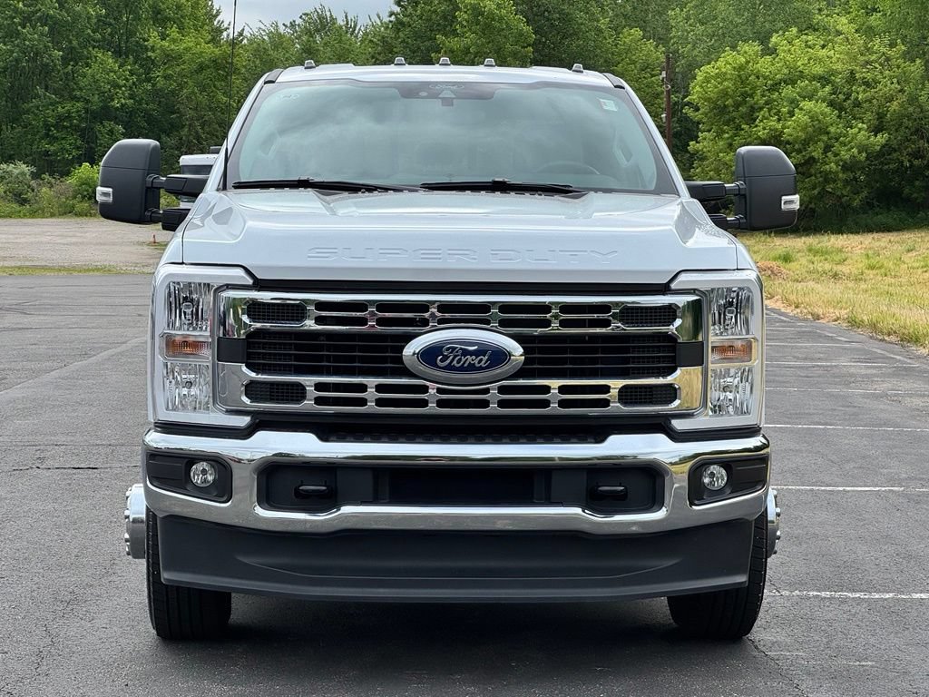 Certified 2024 Ford F350 XLT AWD/4WD image 3