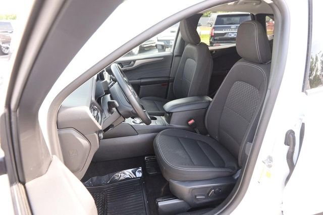 Certified 2024 Ford Escape Active FWD image 9