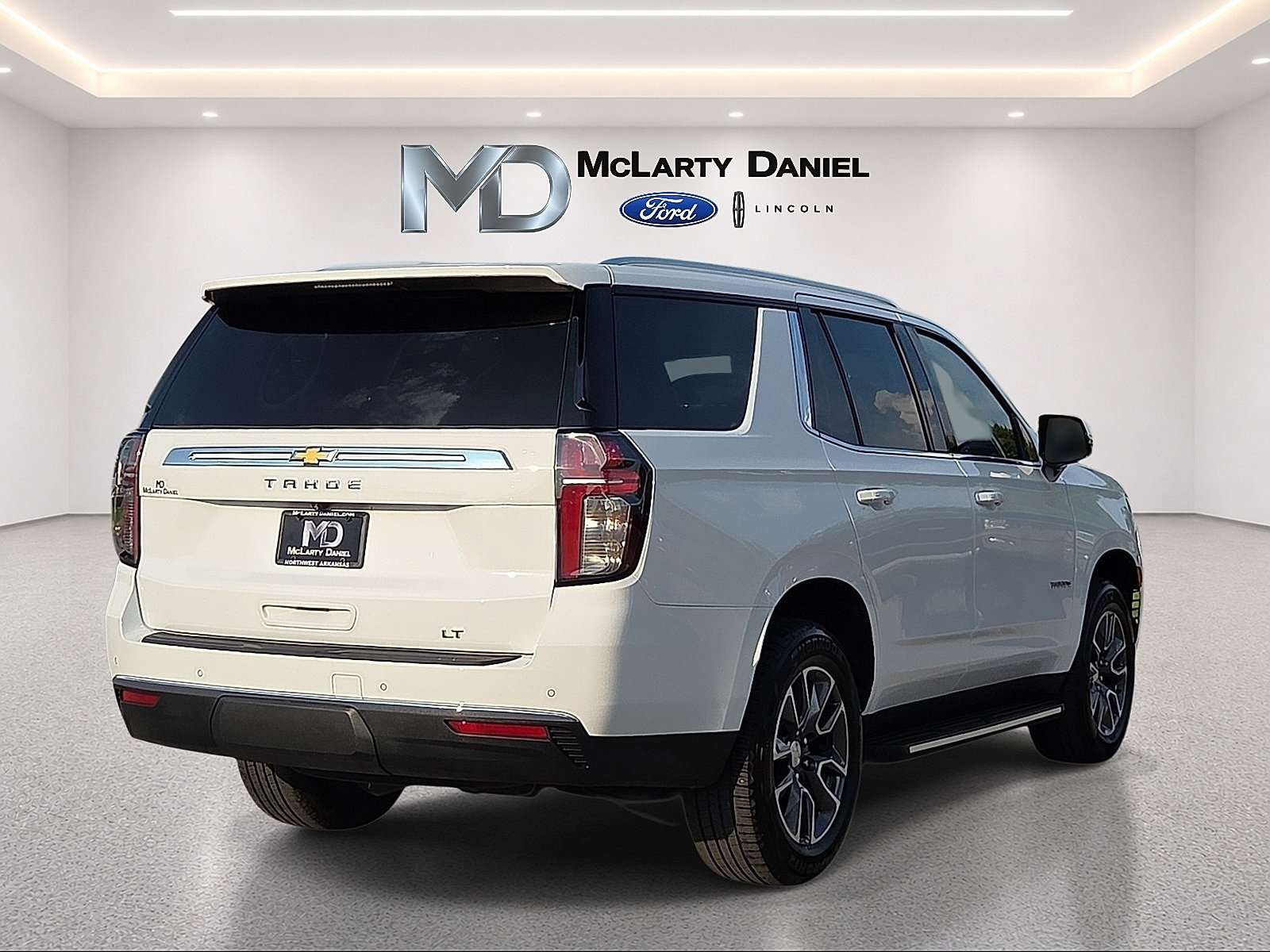 Used 2022 Chevrolet Tahoe LT w/ LT Signature Plus Package AWD/4WD image 5
