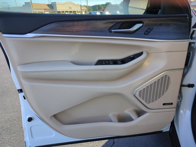 Used 2021 Jeep Grand Cherokee L Limited AWD/4WD image 11