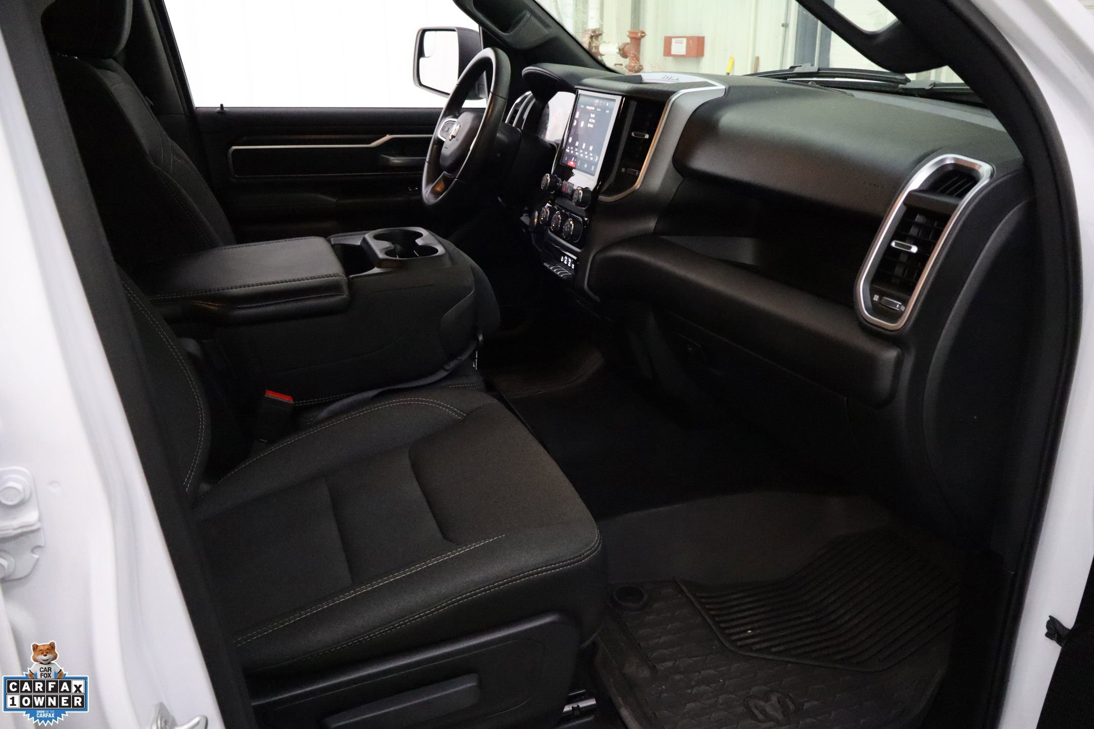 Used 2025 RAM 1500 Lone Star image 28