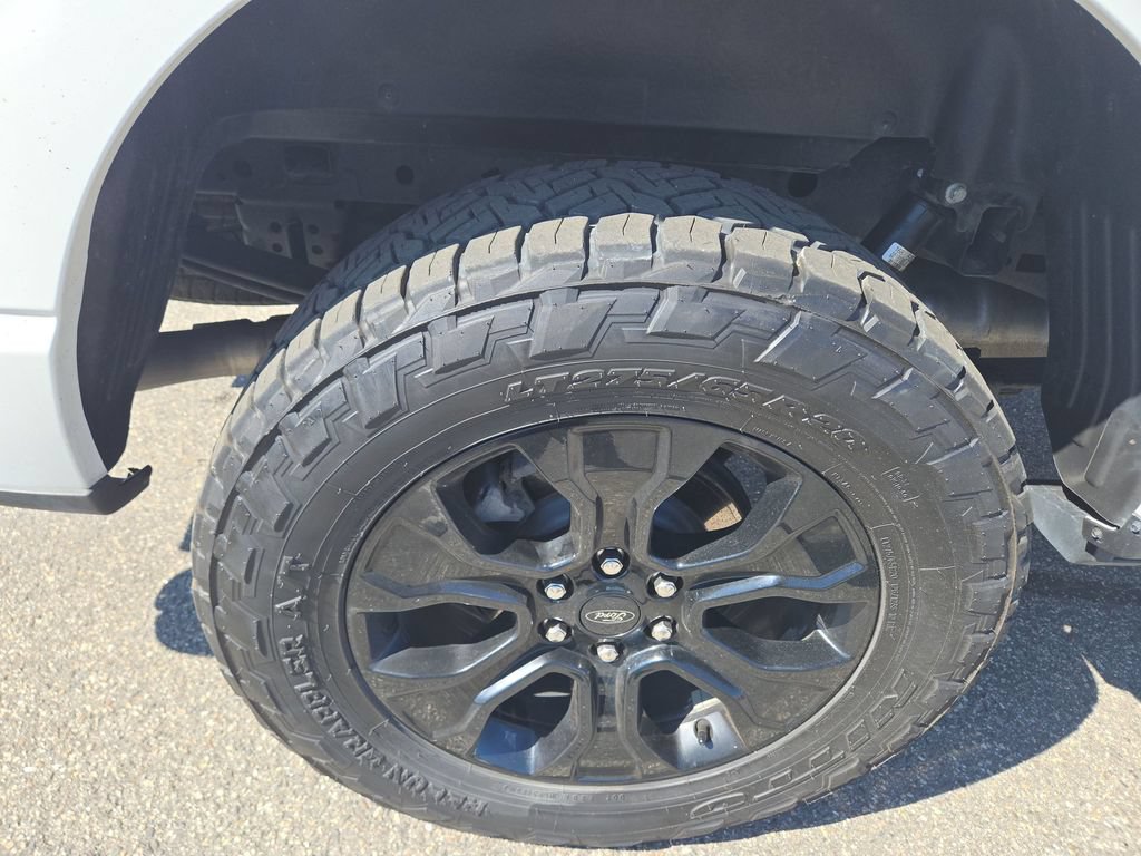 Certified 2023 Ford F150 Platinum w/ Equipment Group 701A High AWD/4WD image 2