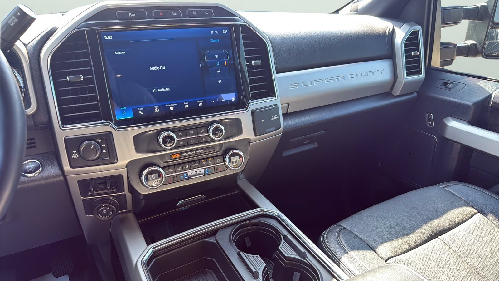 Certified 2022 Ford F250 Lariat w/ Tremor Off-Road Package AWD/4WD image 20