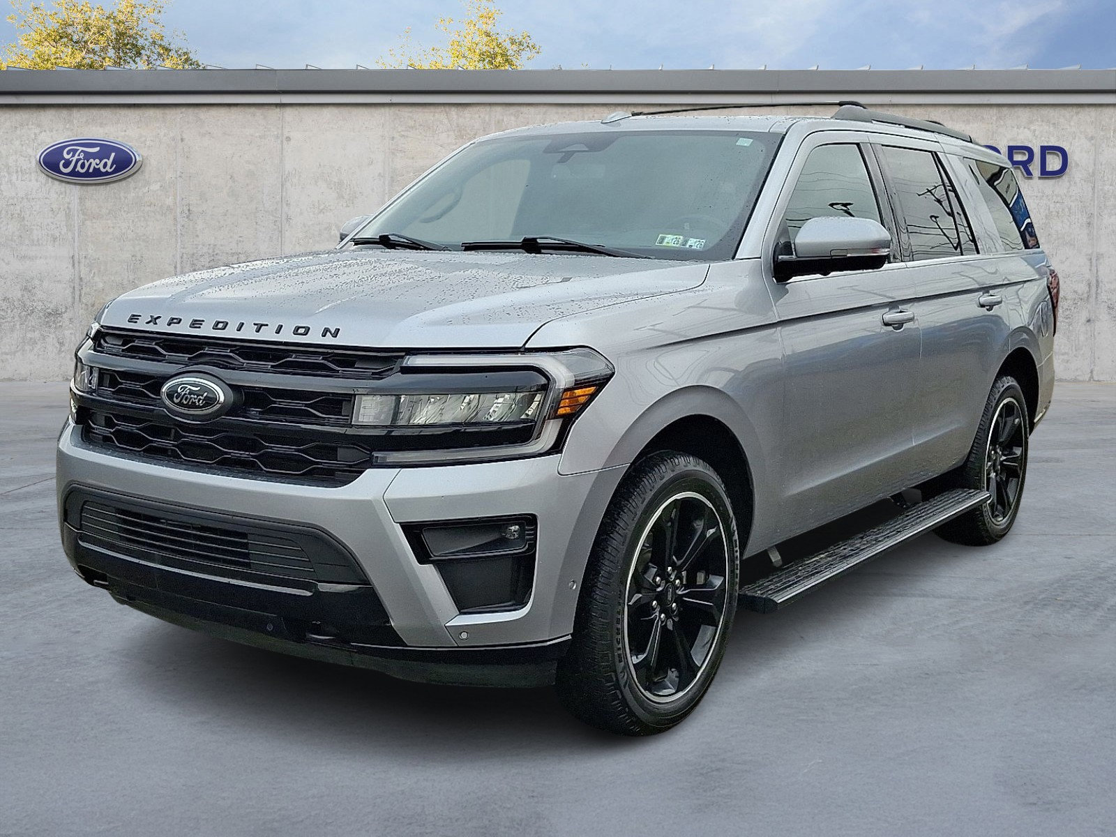 Certified 2022 Ford Expedition Limited image 6