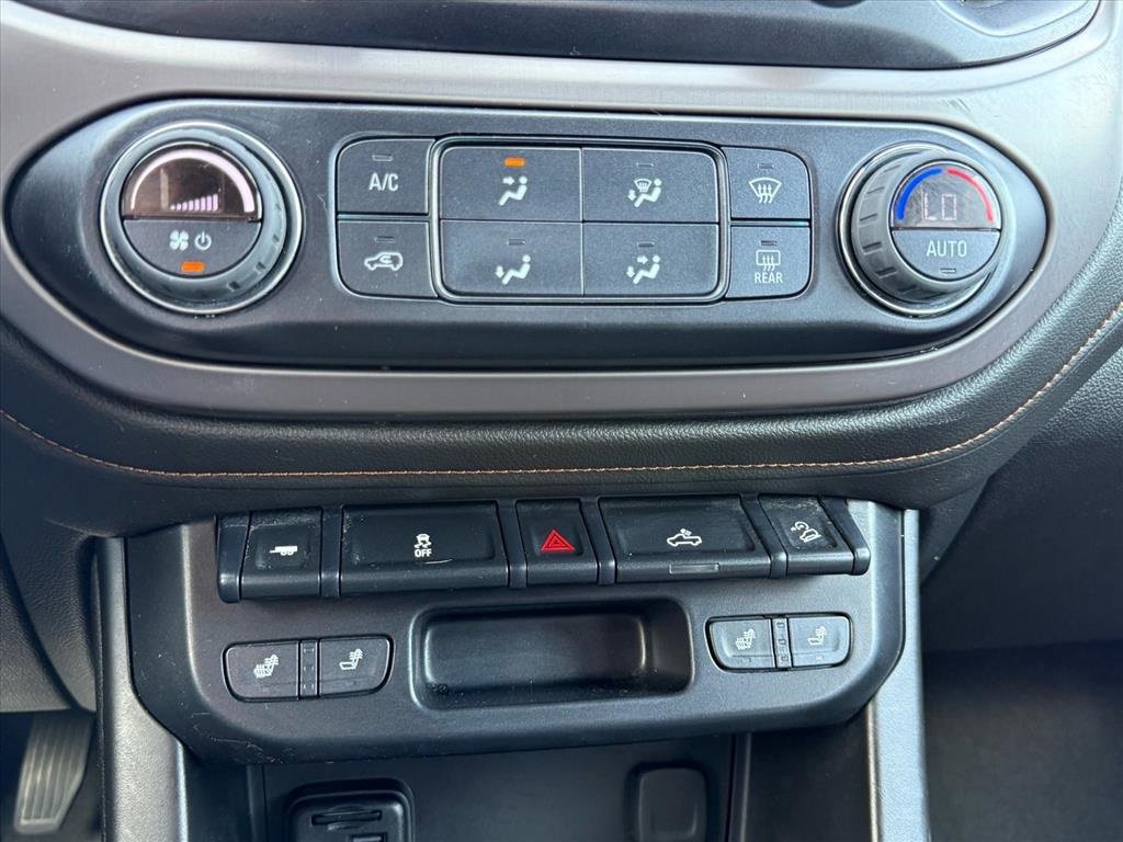 Used 2022 GMC Canyon AT4 w/ Trailering Package image 18