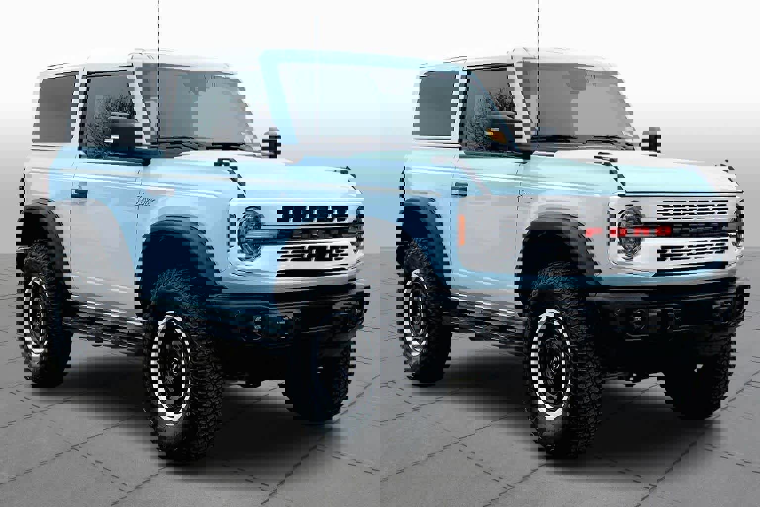 Certified 2023 Ford Bronco Heritage Edition image 2