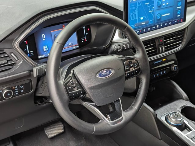 Certified 2023 Ford Escape SE w/ Class II Trailer Tow Package FWD image 9
